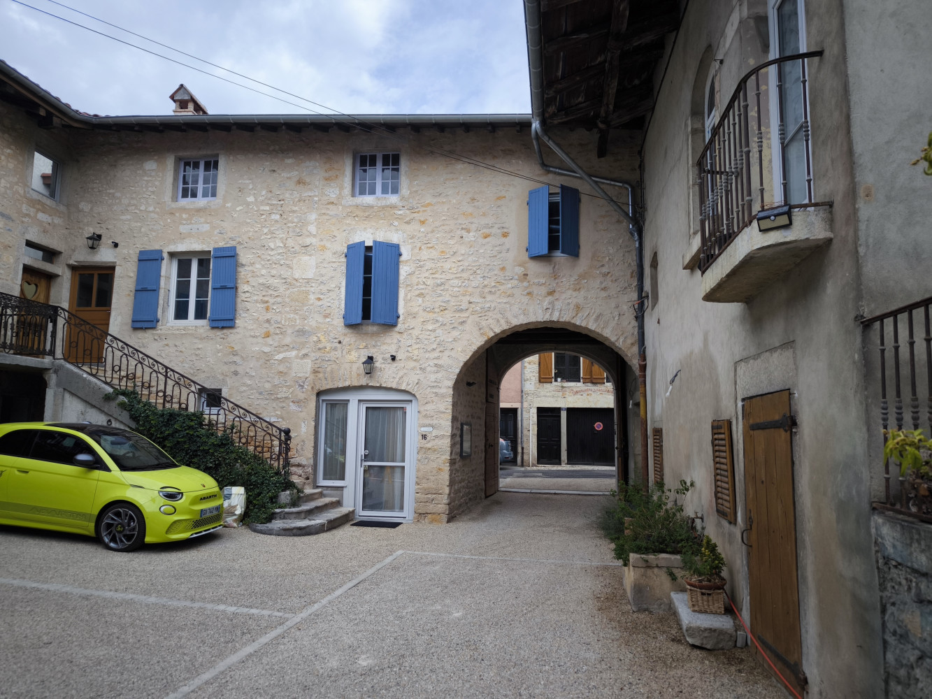 Photo de HÔTEL DE LA CROISÉE DES TERROIRS